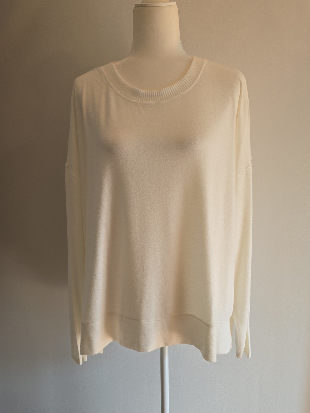 Lucky Brand Cream Lightweight Crewneck Sweater Top